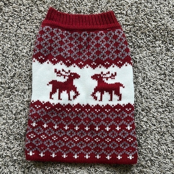Telluride Other - TELLURIDE Red and White Reindeer Knit Dog Sweater Size M